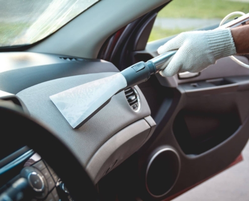 Autoinnenreinigung München Auto Innenraum Shampoonieren München - professionelle Tiefenreinigung bis in die Fasern